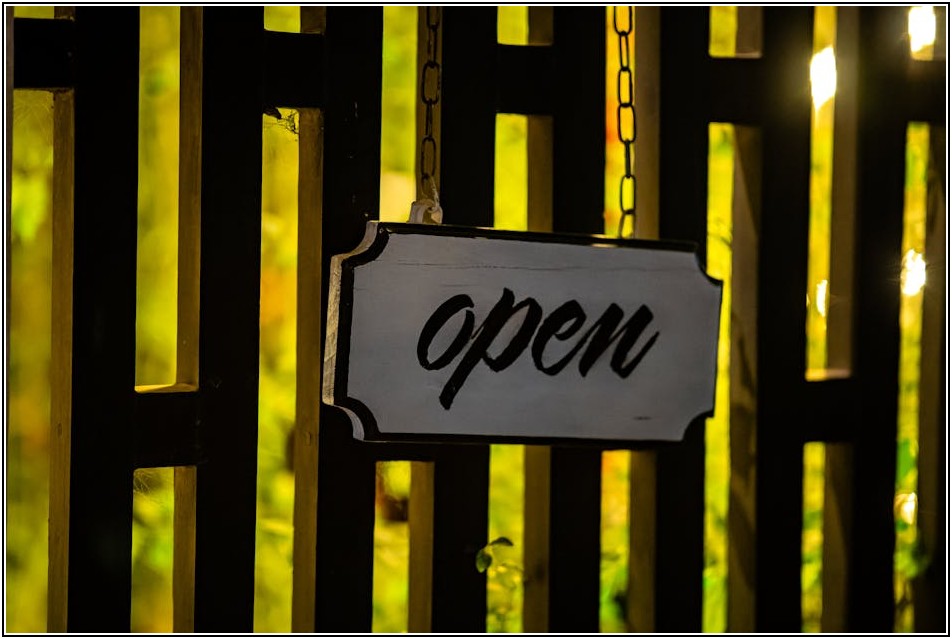 현관 고무 매트 하나로 달라지는 집안 분위기 연출법