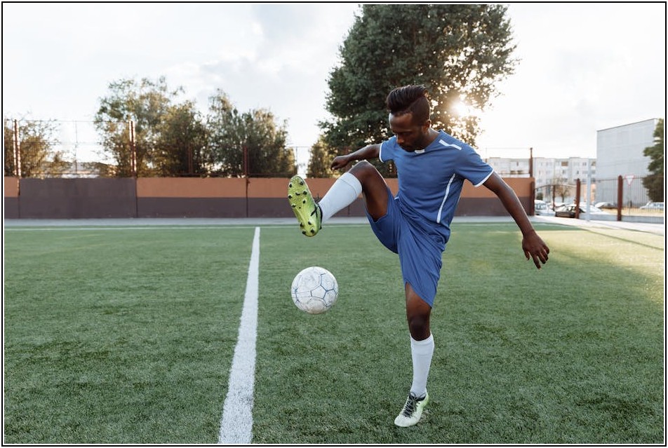 원주 축구, 지역 발전을 위한 희망을 쏘다