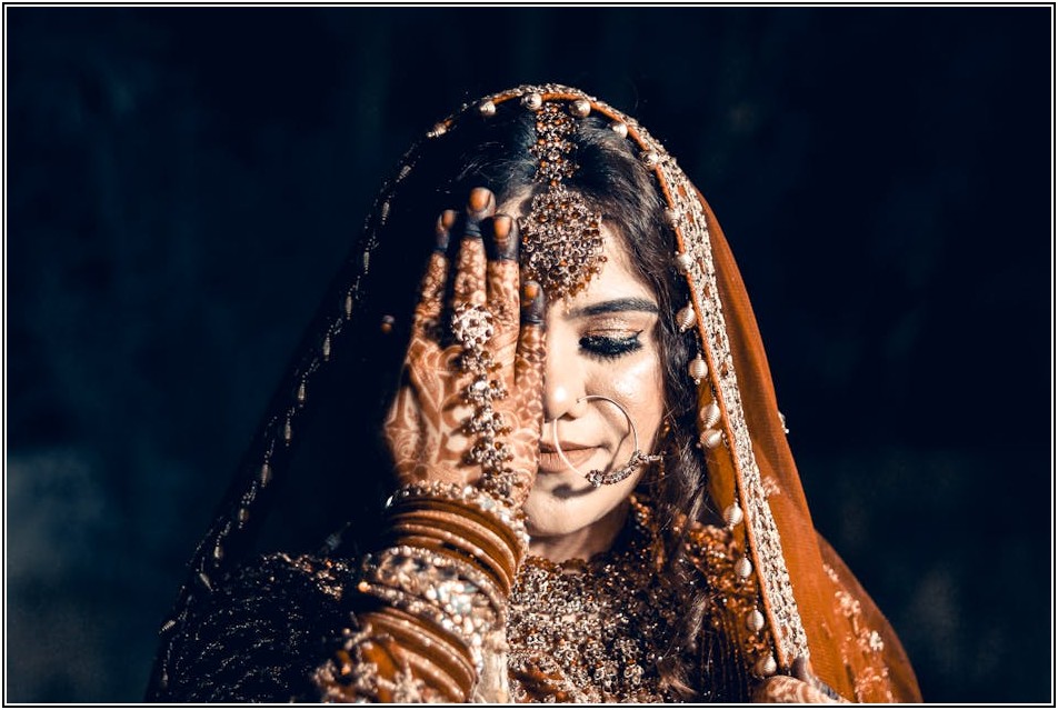 당신만의 결혼식 아크릴 액자, 특별한 추억을 만드는 제작 팁