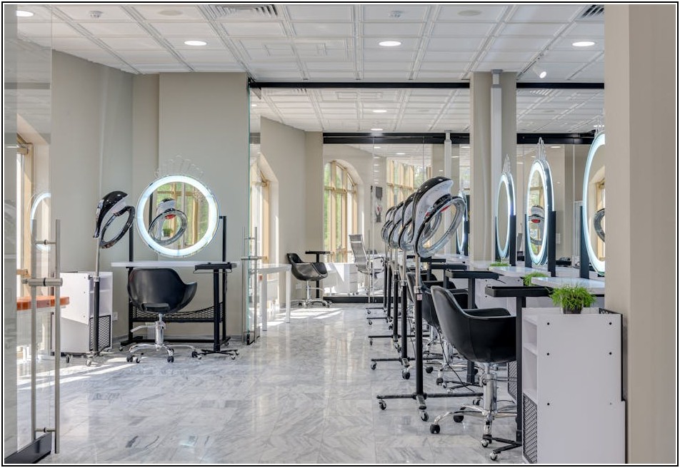 거울 몰딩, 똑똑하게 비교하고 가격 부담 줄이기