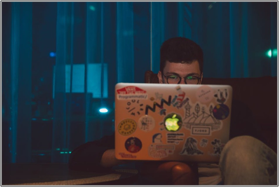 골프 실력만큼 중요한 센스, 네임 스티커 선물 가이드