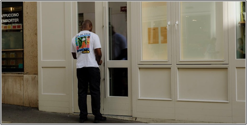 강화유리문 종류별 장단점 비교: 나에게 맞는 문은?