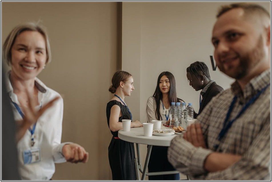 카페 감성 그대로, 특별한 다과 플레이팅 노하우