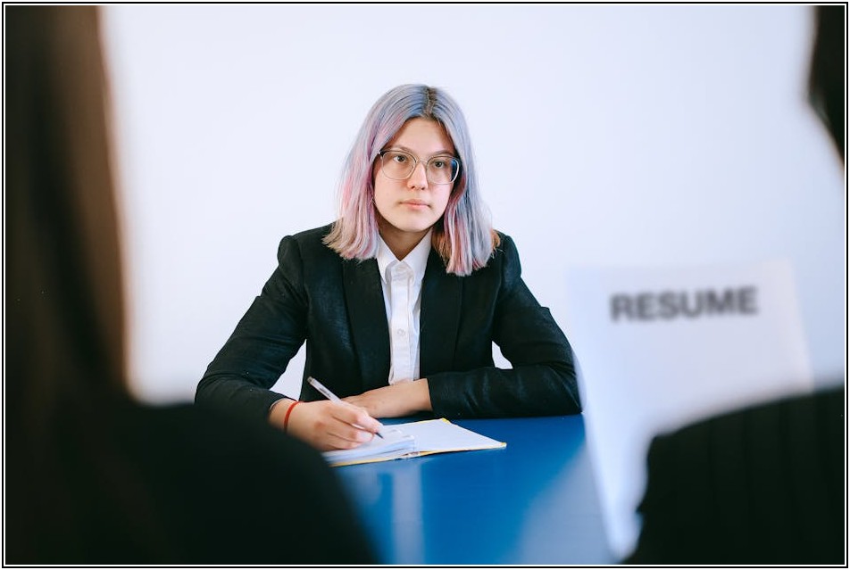 당신의 통번역 커리어, 한 단계 더 도약하는 방법