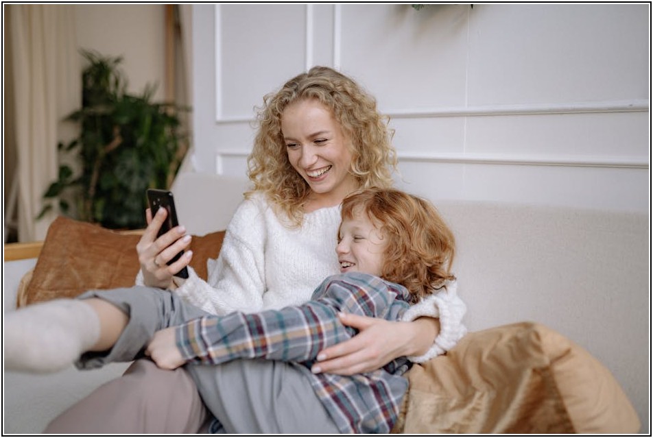 핸드폰 분실 방지, 목걸이줄 활용 꿀팁 대방출