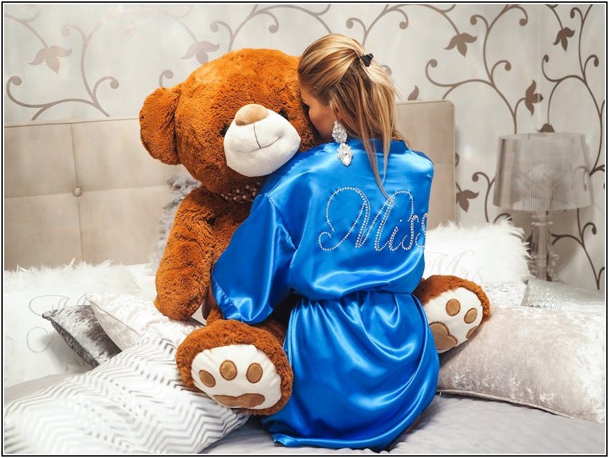 미스코리아 띠, 시대별 변천사와 디자인 분석