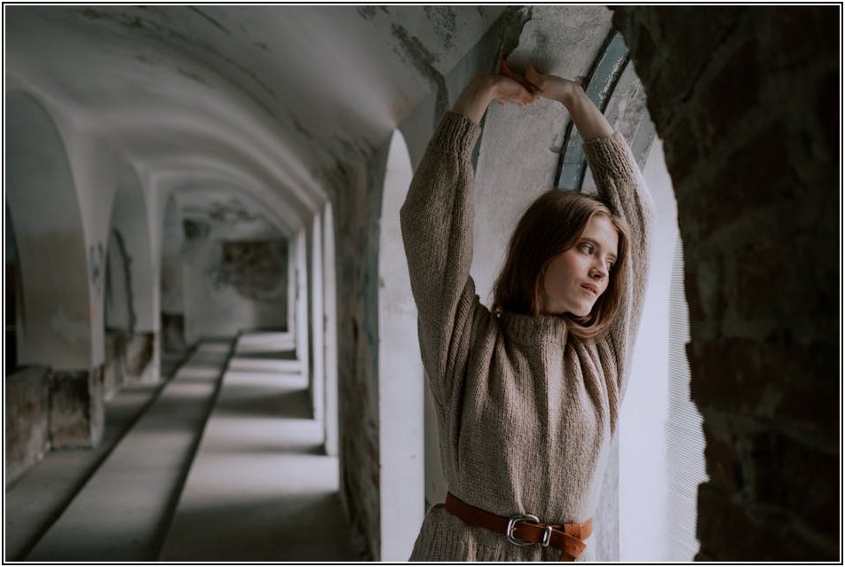 창틀 누수, 혼자서도 해결 가능! 명쾌한 원인 분석과 해결 가이드