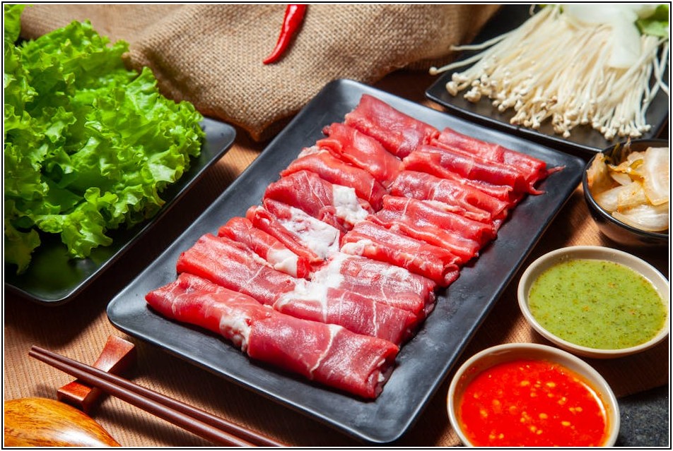 신선함 가득! 계절마다 달라지는 샤브샤브 맛집 탐방