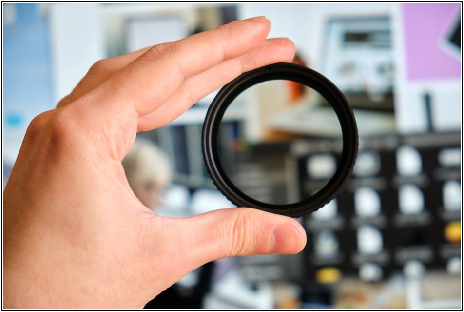 스마트한 공간 연출, 전동 높이 조절 책상 활용 팁