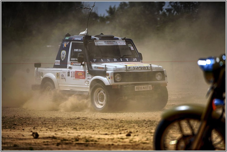 자동차 에어컨 필터, 언제 어떻게 교체해야 할까?