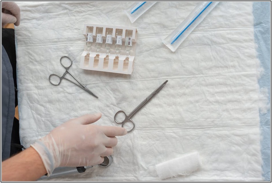 산업 현장 안전 규정: 필수 안전용품 완벽 가이드