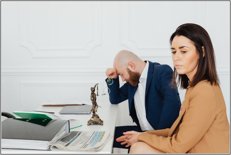 혼자 고민 마세요, 국선 이혼 변호사 선임 팁