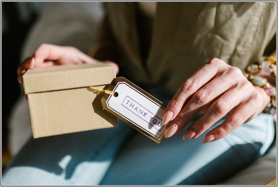 나만의 개성 살리는 자석 명찰, 디자인부터 활용까지