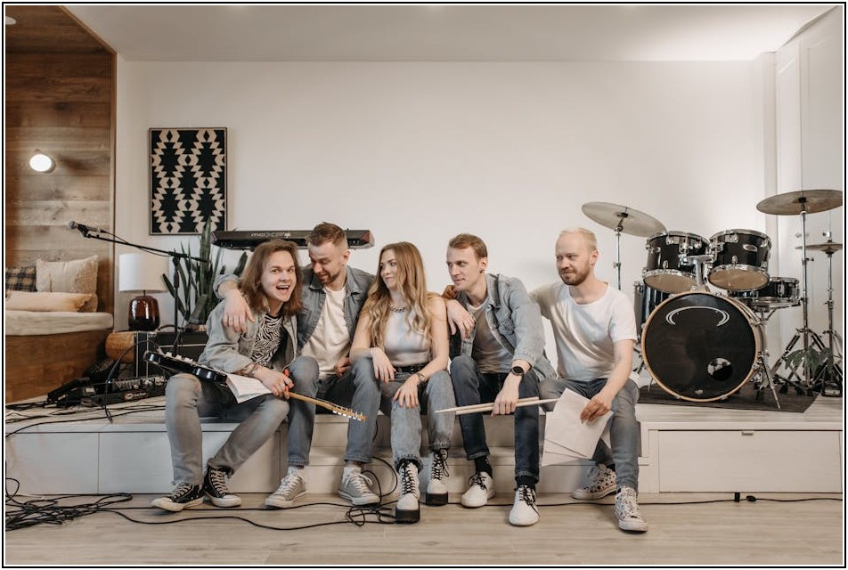 음악 시장 뒤흔드는 인디가수의 비밀, 팬덤 구축 노하우 공개