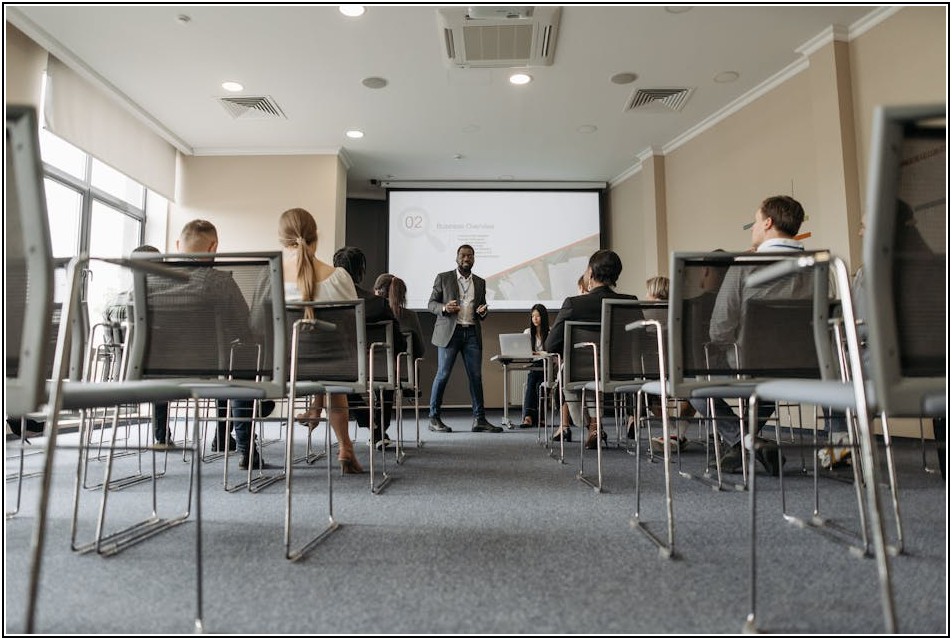 행사용 의자 디자인별 특징, 성공적인 행사 준비의 첫걸음