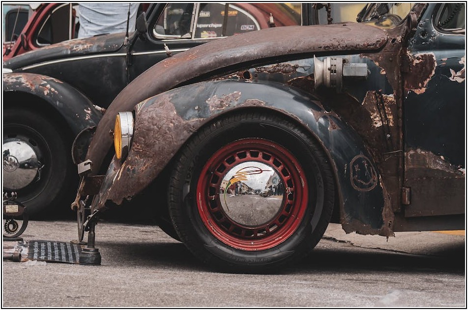 산화철의 모든 것: 발견부터 현재까지의 여정