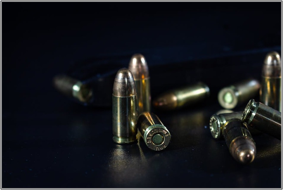 군대 범죄, 형사 변호사 도움으로 올바르게 대처하기