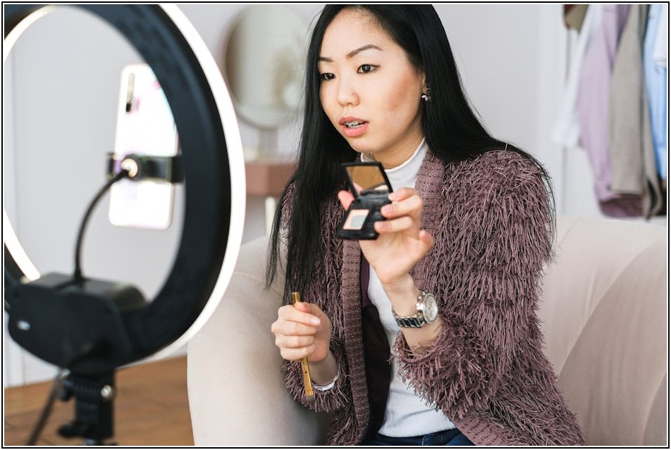 영상 촬영 장비 완벽 분석: 카메라부터 조명까지