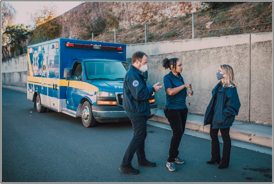 응급구조사 직업 전망과 채용, 무엇을 준비해야 할까?