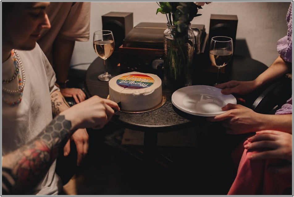 잊지 못할 생일 파티, 맛있는 음식으로 완성하기