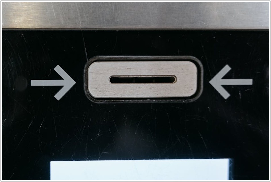 특별함을 더하다! 메탈 신용카드 종류별 특징 완벽 분석