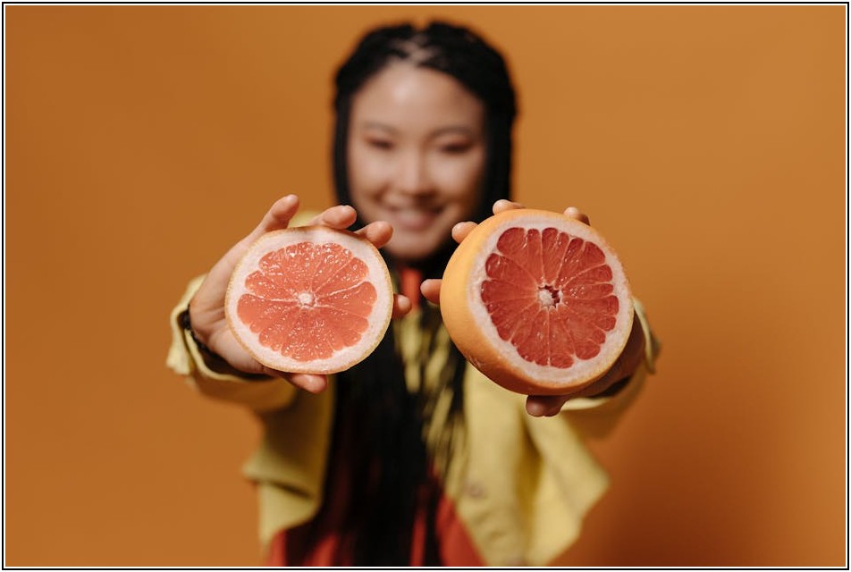 모형 과일, 단순 소품 넘어 예술이 되다