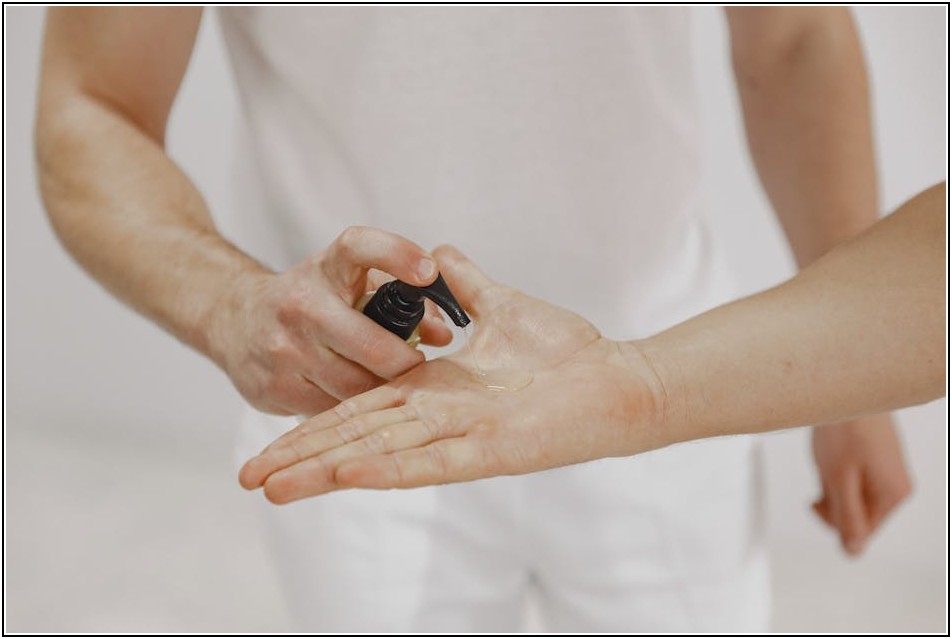 세정제 성분 파헤치기: 놀라운 효능과 안전 사용법