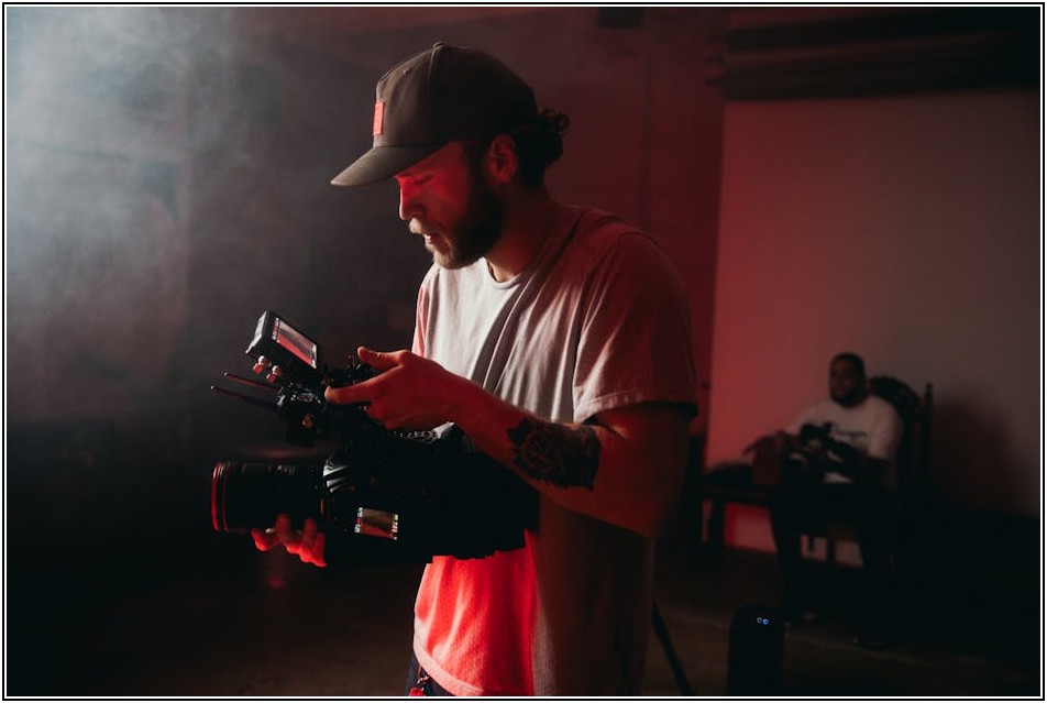 영상 제작 전문가가 알려주는 성공 비법 공개