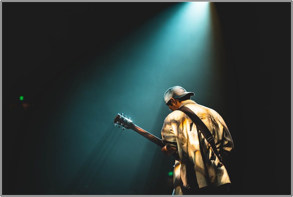 음악 찾기 막막할 때, 가사 검색으로 해결하는 방법