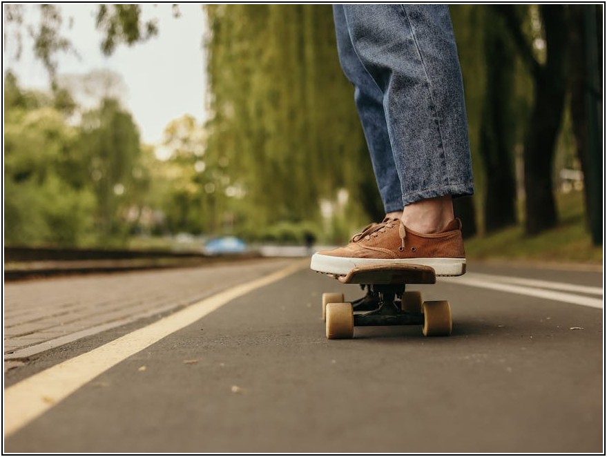 덜컹거리는 주행? 휠 밸런싱 점검이 시급합니다!