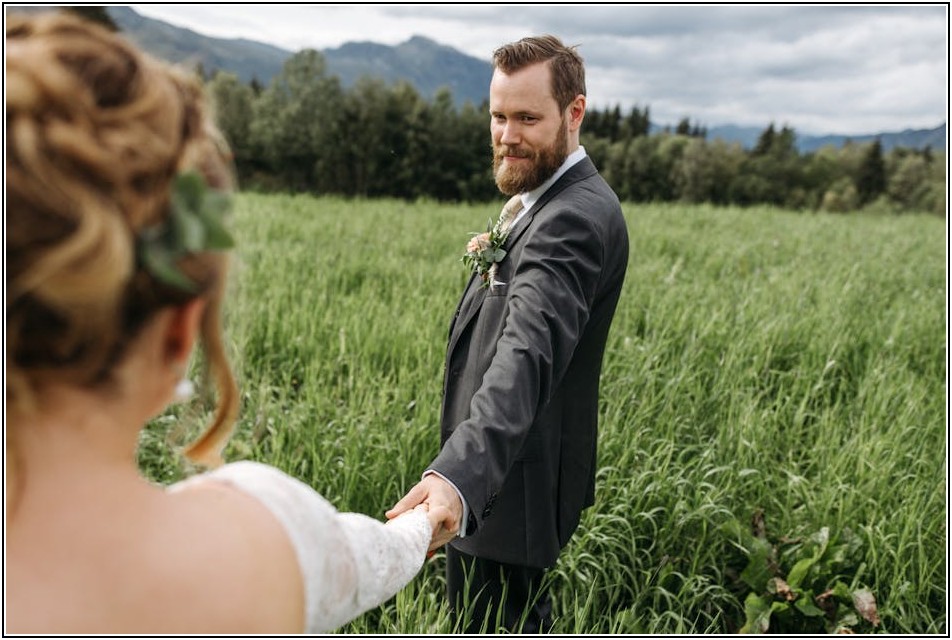 체형별 웨딩 정장 완벽 가이드: 당신에게 딱 맞는 스타일 찾기
