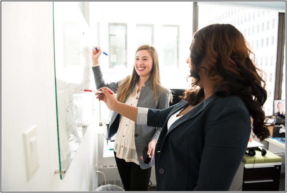 화이트보드 얼룩 제거, 초간단 해결 가이드