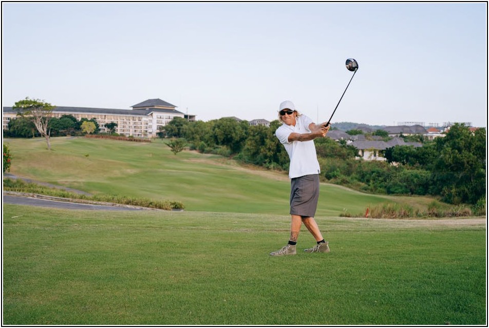 집중 분석! 나에게 맞는 골프 스윙 교정기 고르는 법