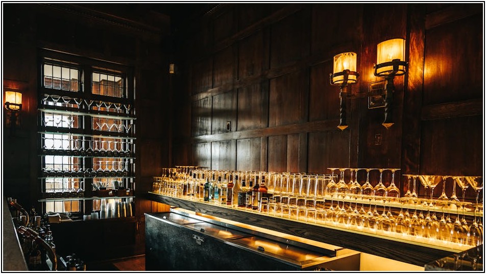 호프집 인테리어, 매력적인 공간 디자인 전략