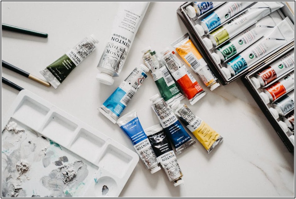 아크릴 케이스 구매 전 필수! 장단점 총정리 가이드