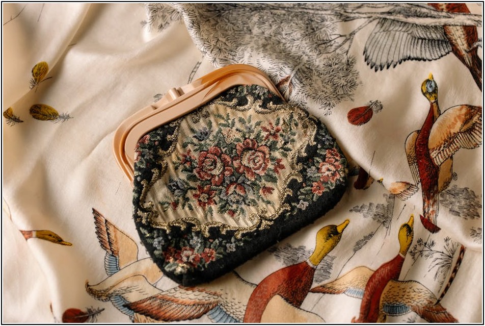 대형 쓰레기 봉투, 이렇게 버려야 세금 폭탄 피해요!