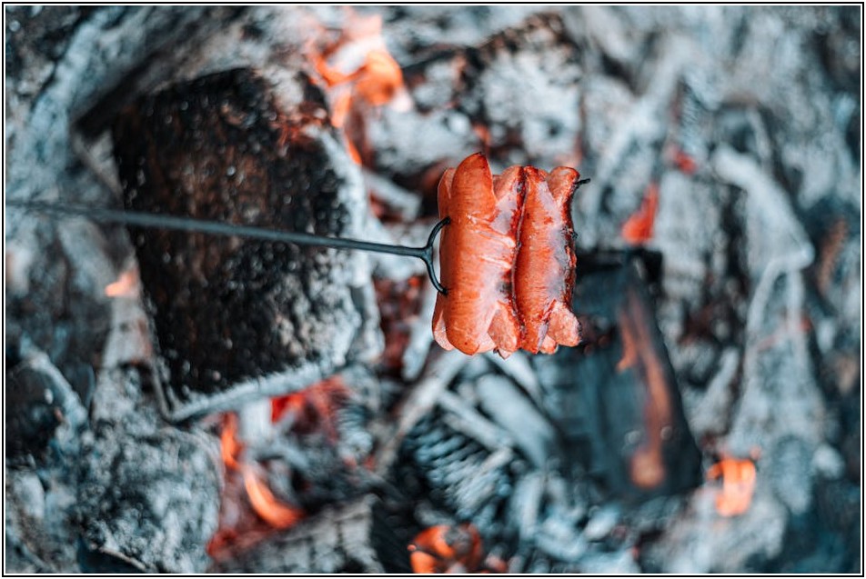 캠핑 필수템 바베큐 그릴, 깔끔하게 관리하는 비법