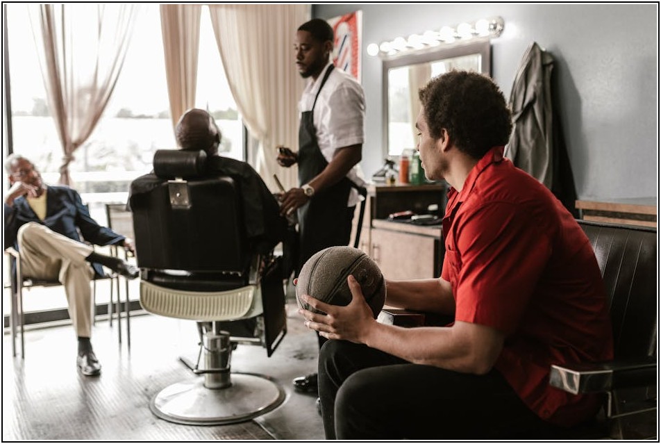 거울 주문 제작: 종류별 특징과 공간 활용 가이드