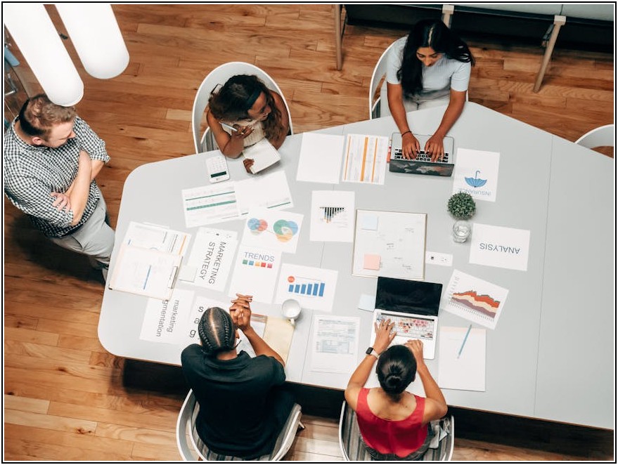 매장 분위기 UP! 테이블 스티커 재질 선택 가이드