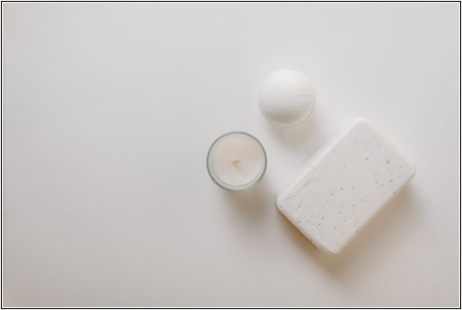 나만의 예술 공간, 화장실 그림 활용 인테리어 전략