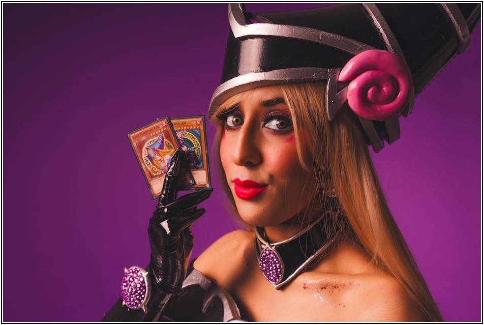 게임 코스프레 A to Z: 캐릭터 분석부터 코스튬 제작