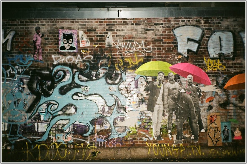 나만의 갤러리 오픈! 그림 전시, 쉽고 근사하게