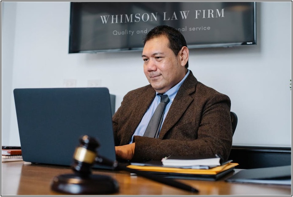 나에게 딱 맞는 변호사 찾는 비법 대공개