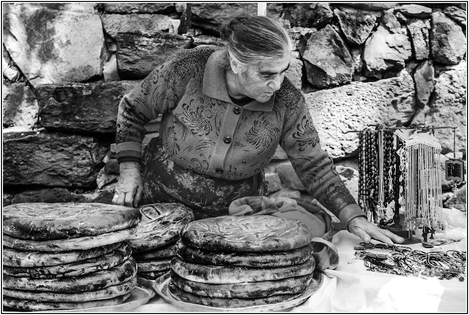 목걸이 진열대, 고객을 사로잡는 마법의 공간 활용법