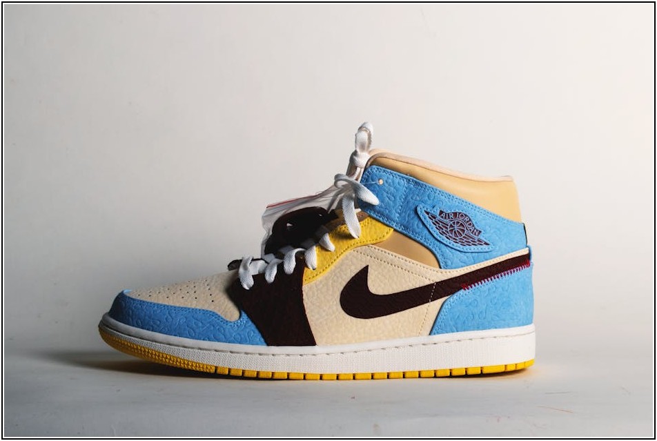 놓치면 후회! 나이키 운동화 세일 기간과 추천 모델 쇼핑 팁