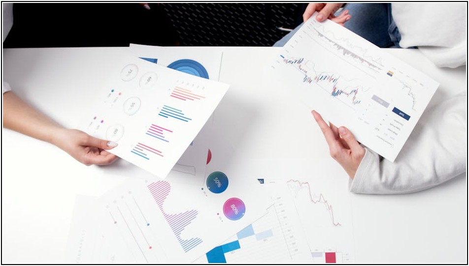 데이터 분석 전문가 되기: 자격증과 실무 능력 키우기