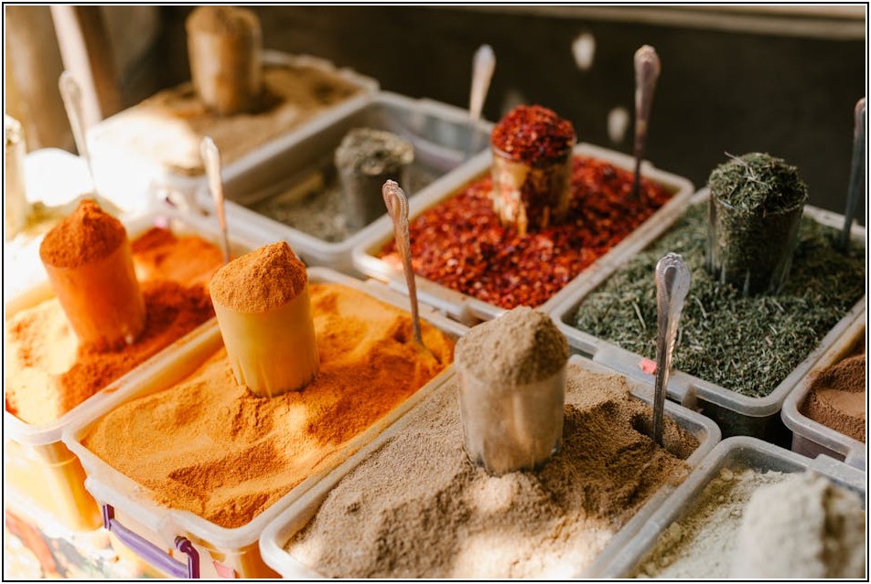 개인, 기업, 정부가 함께하는 플라스틱 감축 전략