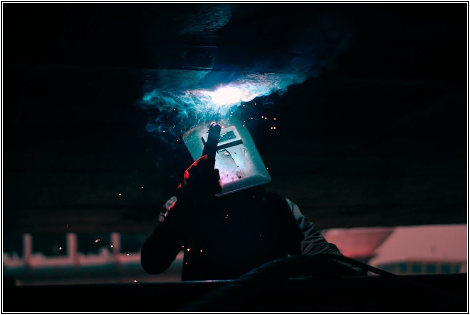 주거 공간을 바꾸는 조명 제작의 모든 것