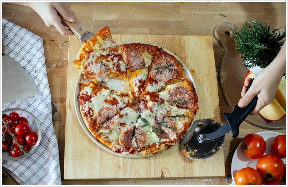 집에서 만드는 마르게리타 피자: 이탈리아 정통 레시피