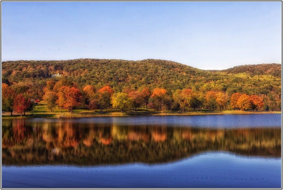 내 차를 지키는 현명함, 주차 반사경 설치의 중요성